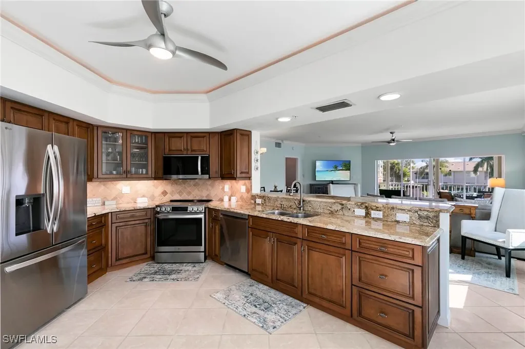 907 Panama Court Marco Island FL 34145