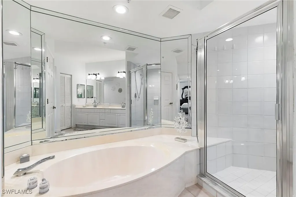 907 Panama Court Marco Island FL 34145