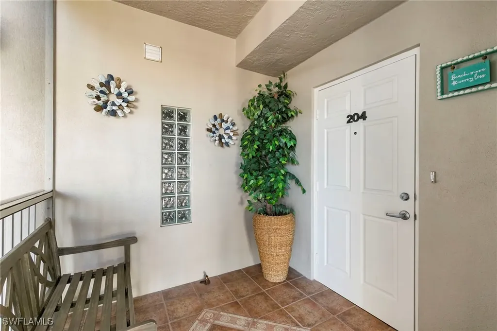907 Panama Court Marco Island FL 34145