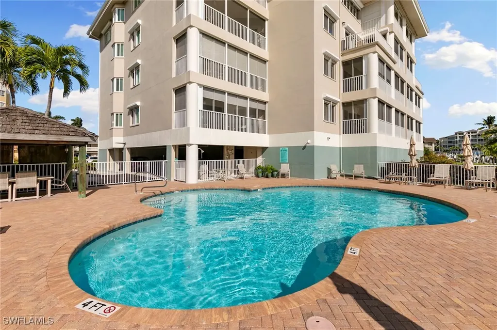 907 Panama Court Marco Island FL 34145