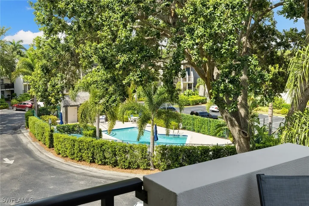 1538 Oyster Catcher Point Naples FL 34105