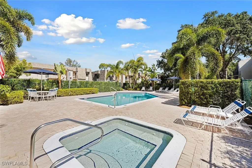 1538 Oyster Catcher Point Naples FL 34105