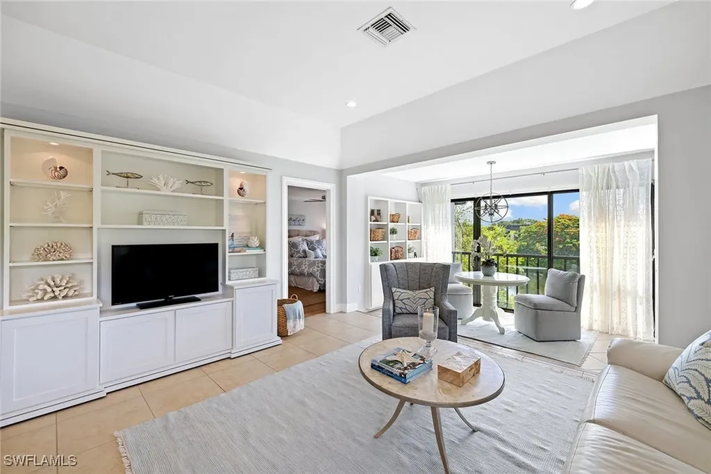 1538 Oyster Catcher Point Naples FL 34105