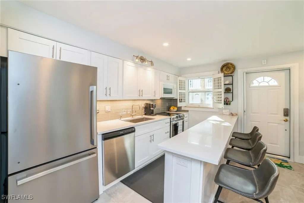 980 7th Avenue S Naples FL 34102