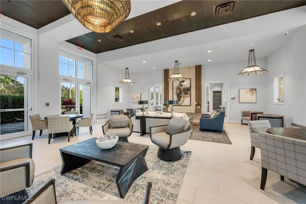 9028 Mayreau Way Naples FL 34114