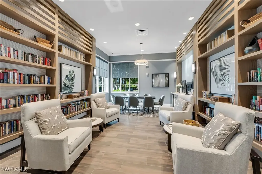 9028 Mayreau Way Naples FL 34114