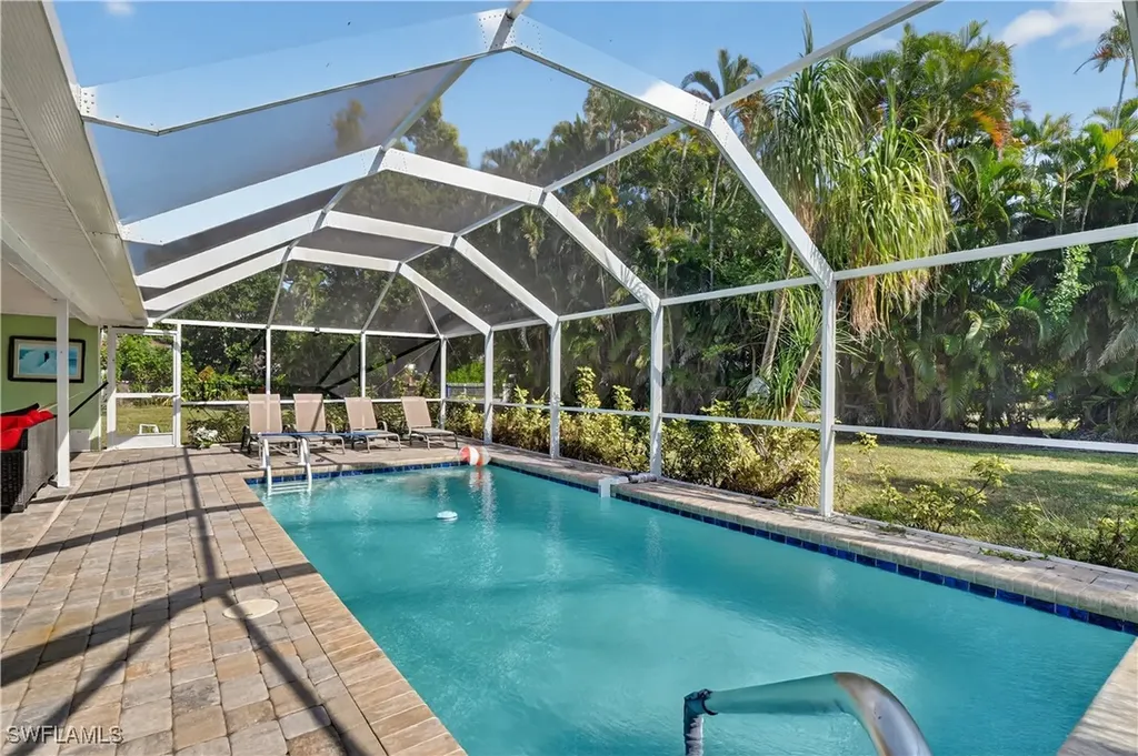 2741 Mcgregor Boulevard Fort Myers FL 33901