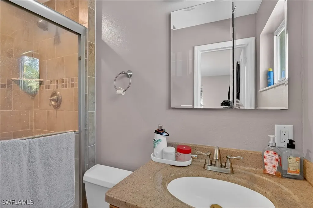 2741 Mcgregor Boulevard Fort Myers FL 33901