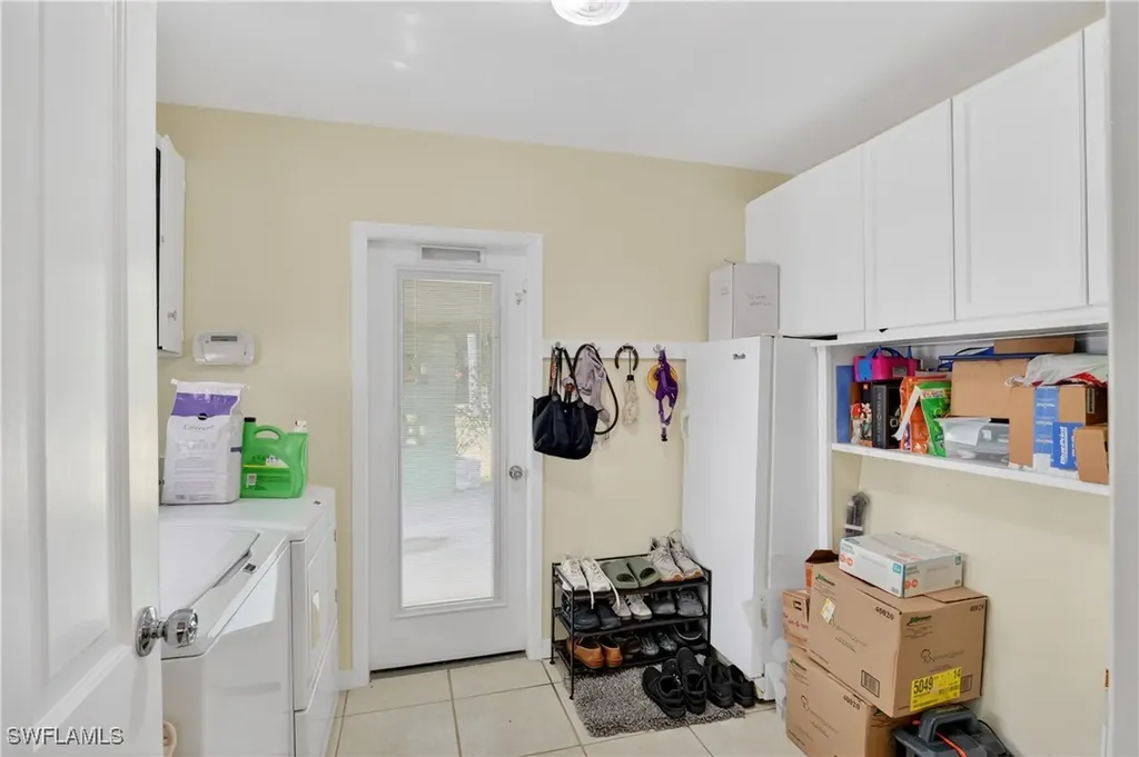 2741 Mcgregor Boulevard Fort Myers FL 33901
