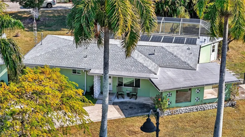 2741 Mcgregor Boulevard Fort Myers FL 33901