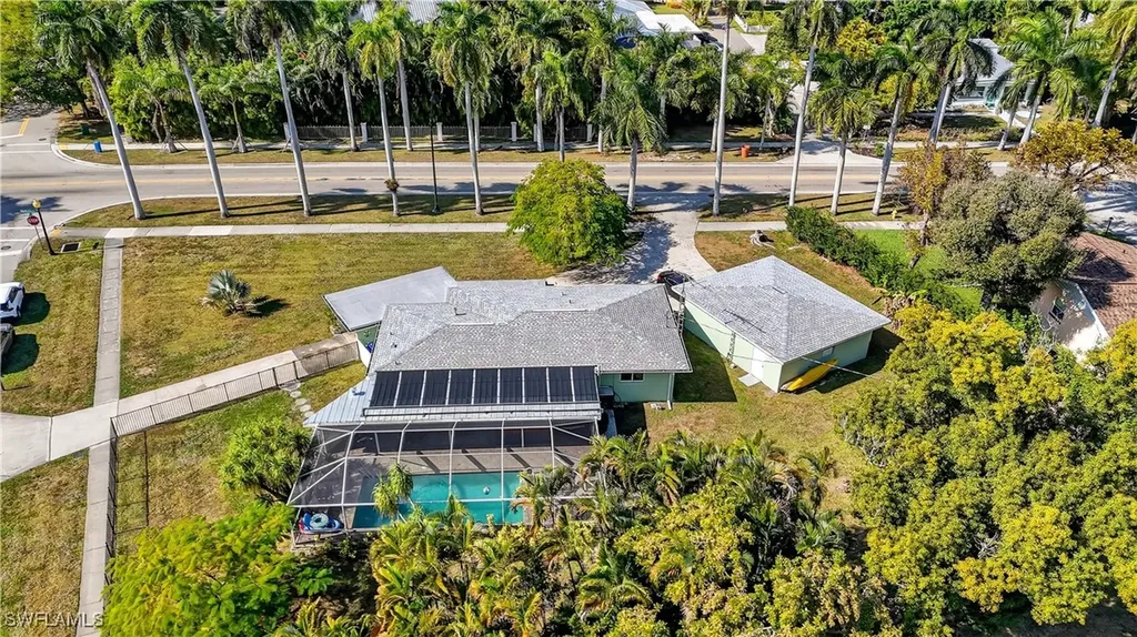 2741 Mcgregor Boulevard Fort Myers FL 33901
