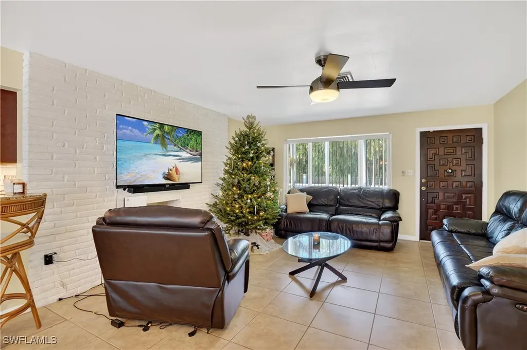 2741 Mcgregor Boulevard Fort Myers FL 33901