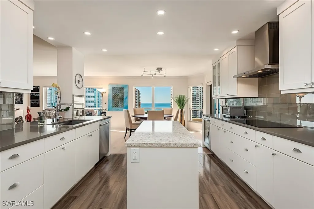 4451 Gulf Shore Boulevard N Naples FL 34103