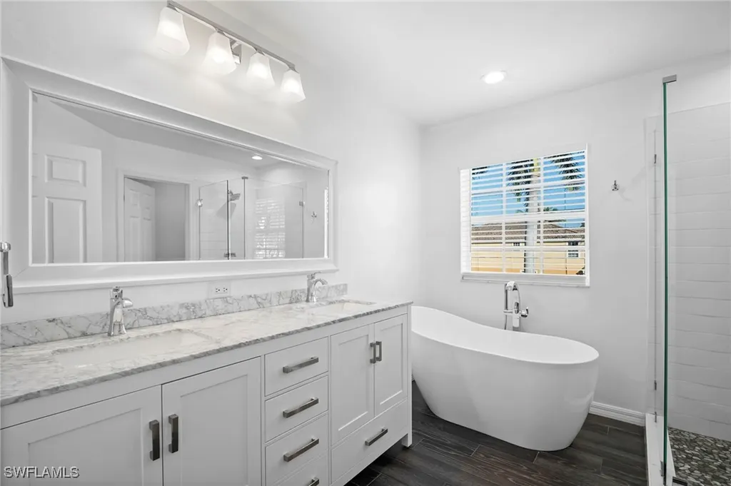20000 Heatherstone Way Estero FL 33928