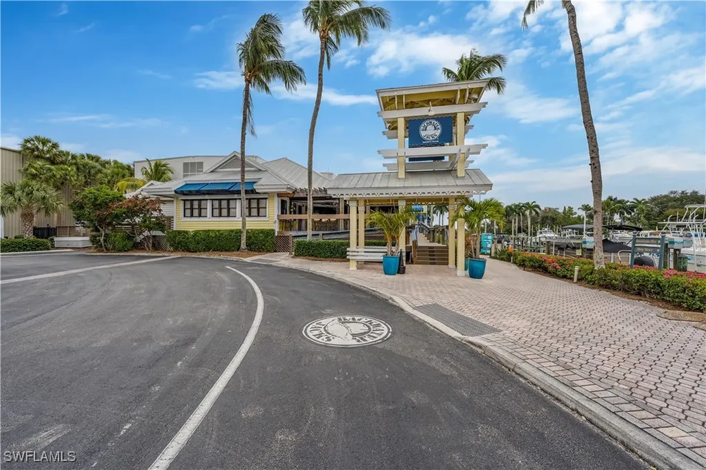 27031 Oakwood Lake Drive Bonita Springs FL 34134