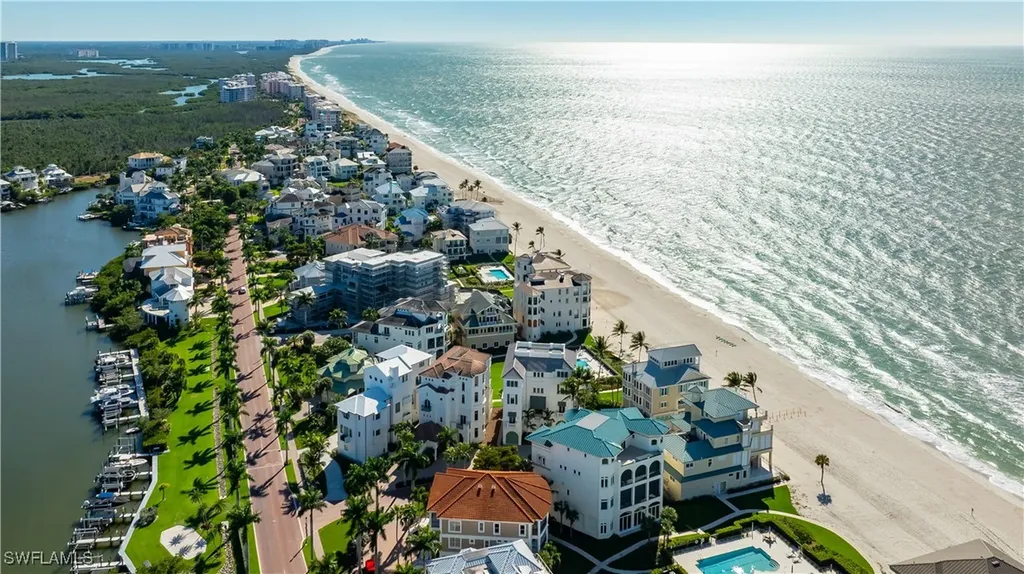 102 Felipe Lane Bonita Springs FL 34134