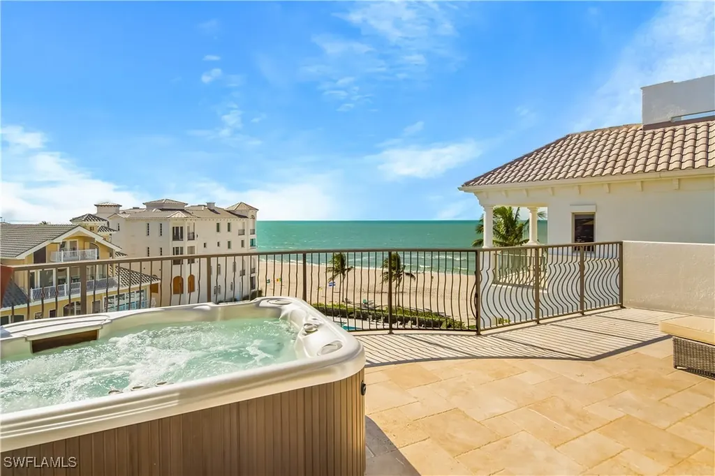 102 Felipe Lane Bonita Springs FL 34134