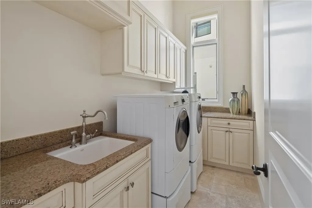 102 Felipe Lane Bonita Springs FL 34134