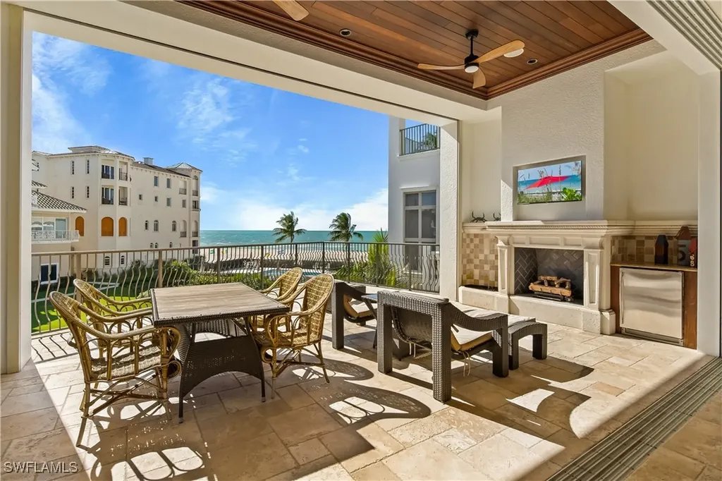 102 Felipe Lane Bonita Springs FL 34134