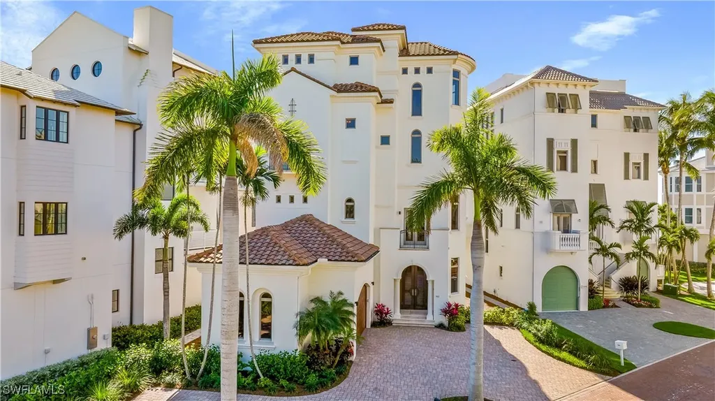 102 Felipe Lane Bonita Springs FL 34134