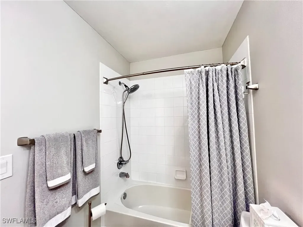 8555 Naples Heritage Drive Naples FL 34112