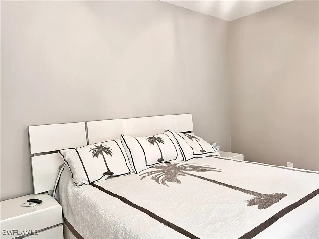 8555 Naples Heritage Drive Naples FL 34112