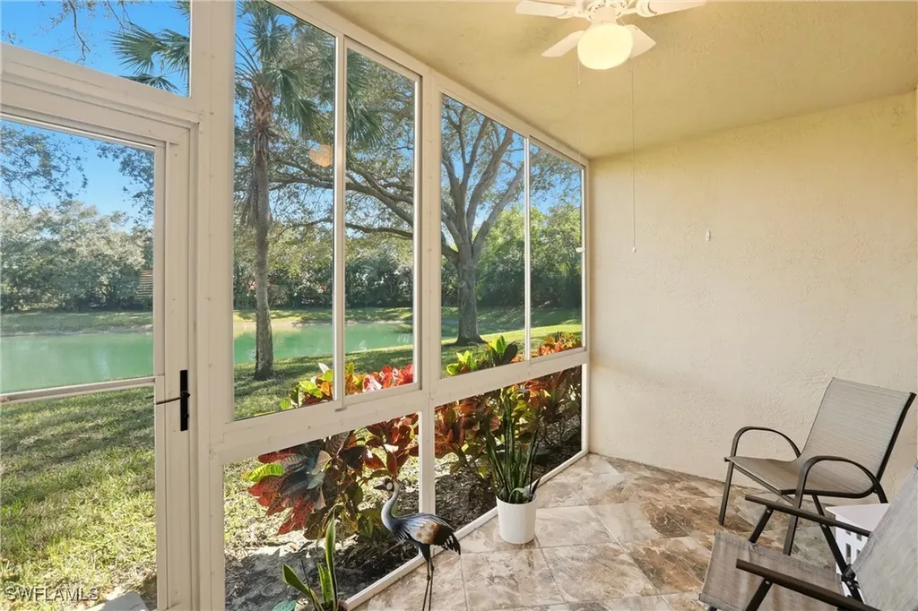 289 Robin Hood Circle Naples FL 34104