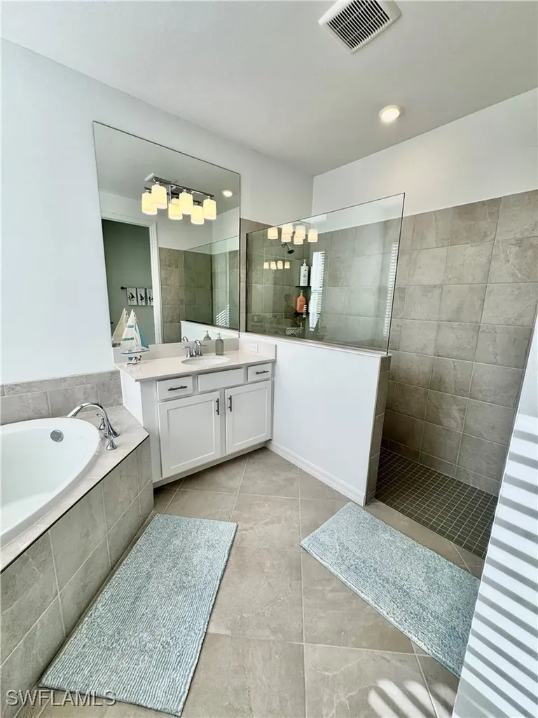 5376 Fancourt Links Way Ave Maria FL 34142