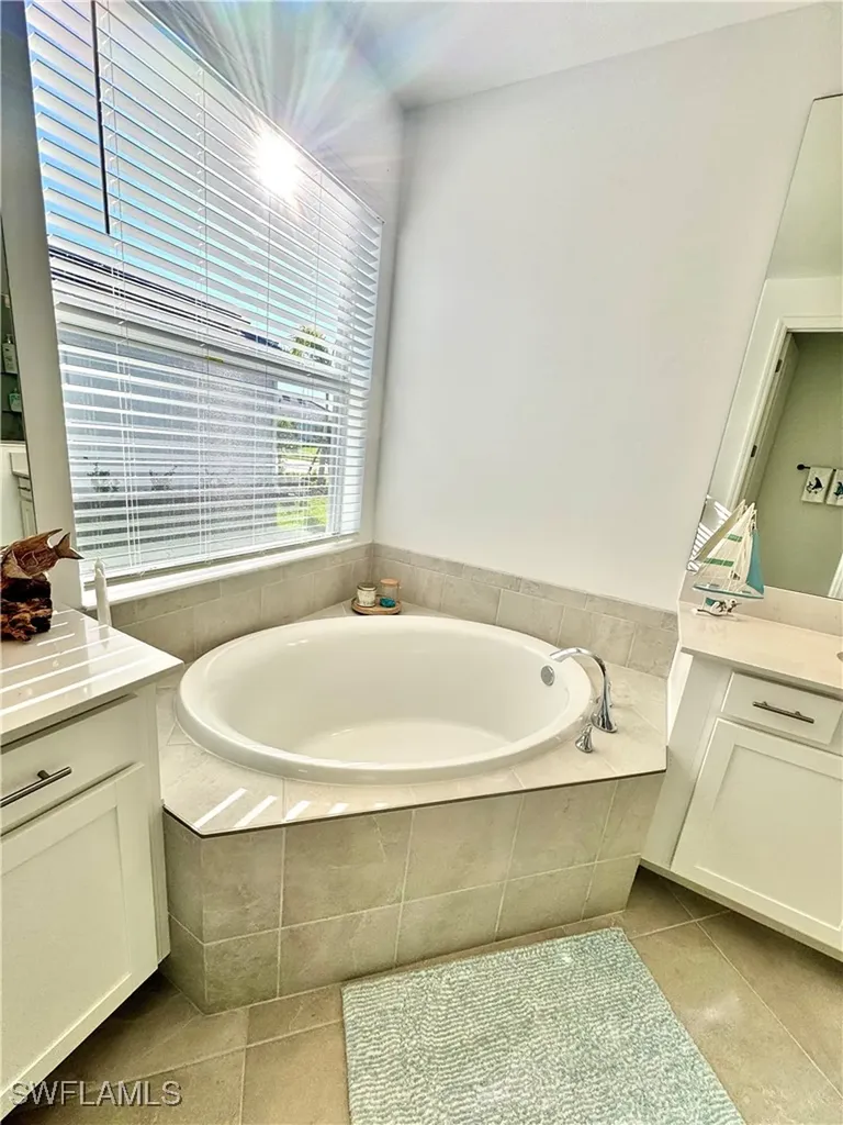 5376 Fancourt Links Way Ave Maria FL 34142