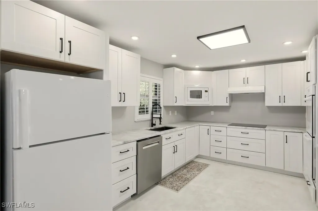 74 Aqua Lane North Fort Myers FL 33903
