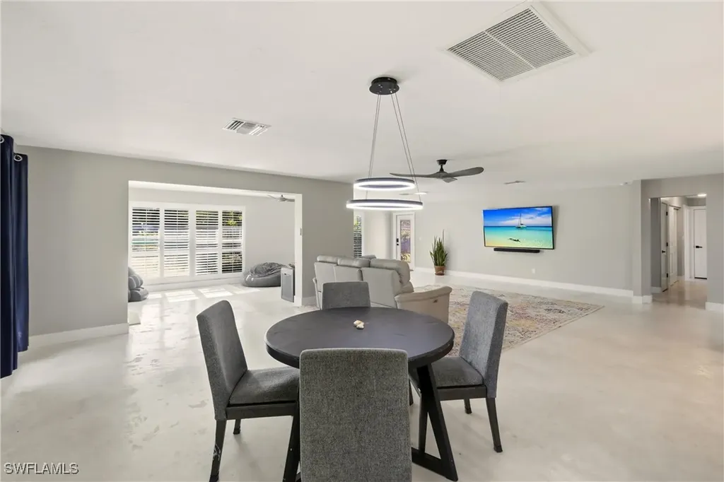 74 Aqua Lane North Fort Myers FL 33903