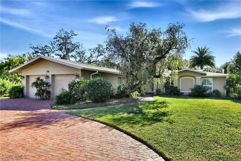 74 Aqua Lane North Fort Myers FL 33903