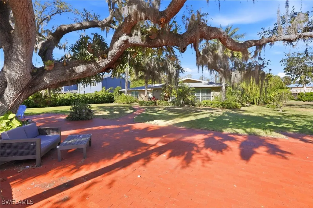 74 Aqua Lane North Fort Myers FL 33903