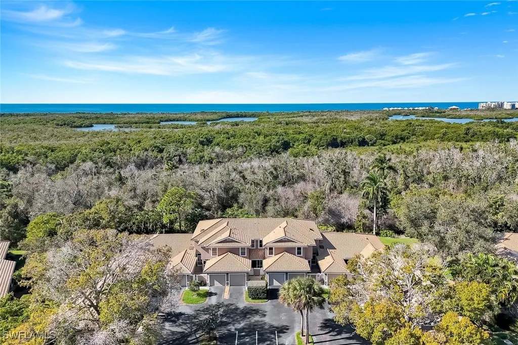 351 Emerald Bay Circle Naples FL 34110