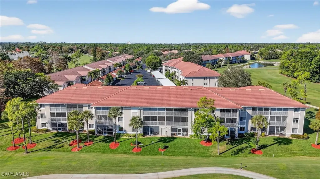 Naples FL, 6945 Dennis Circle, Unit I201