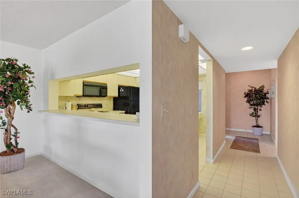 6945 Dennis Circle Naples FL 34104