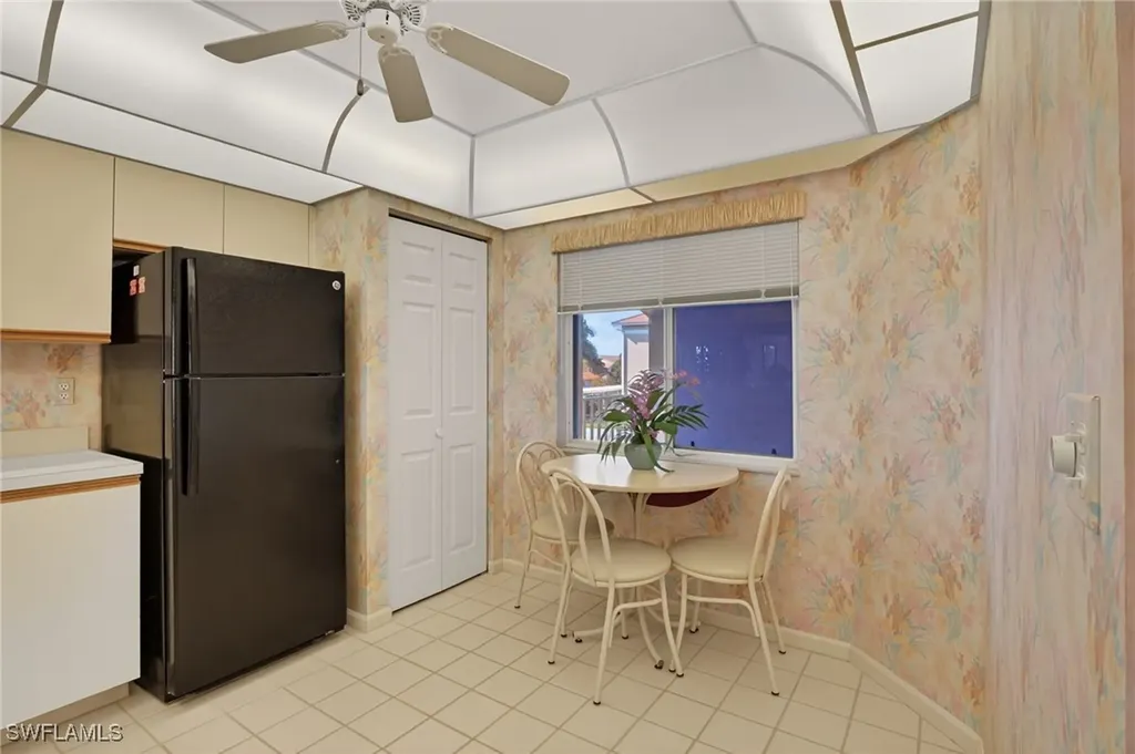 6945 Dennis Circle Naples FL 34104