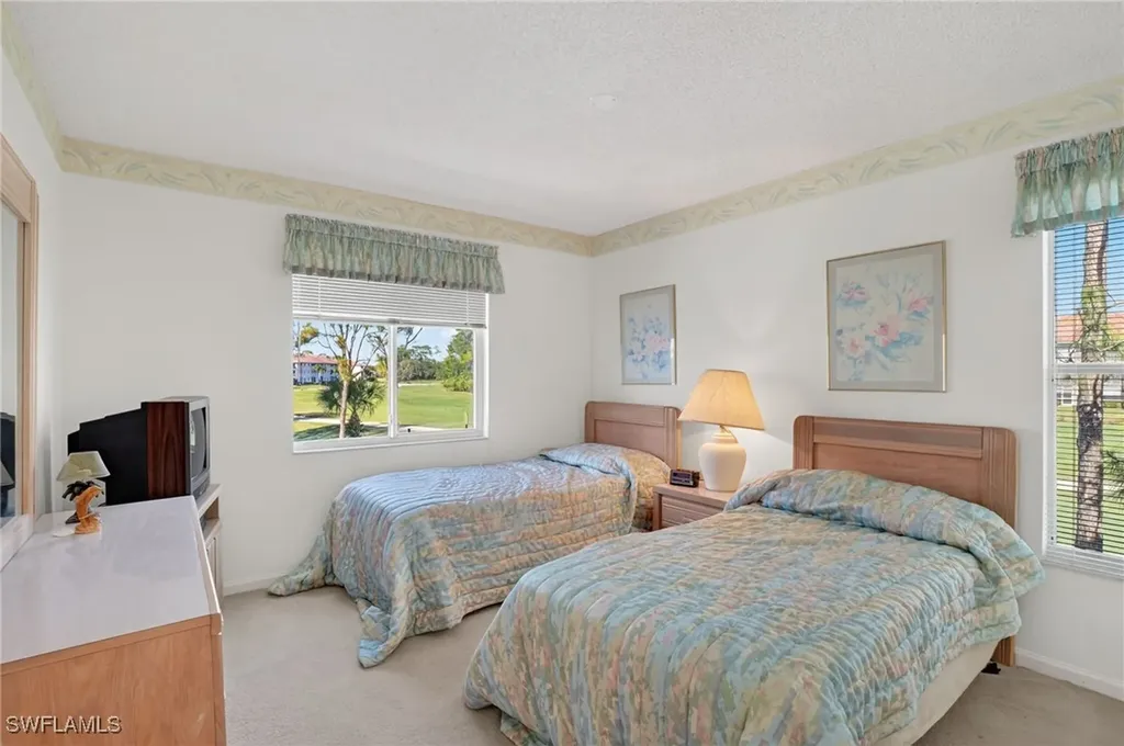 6945 Dennis Circle Naples FL 34104