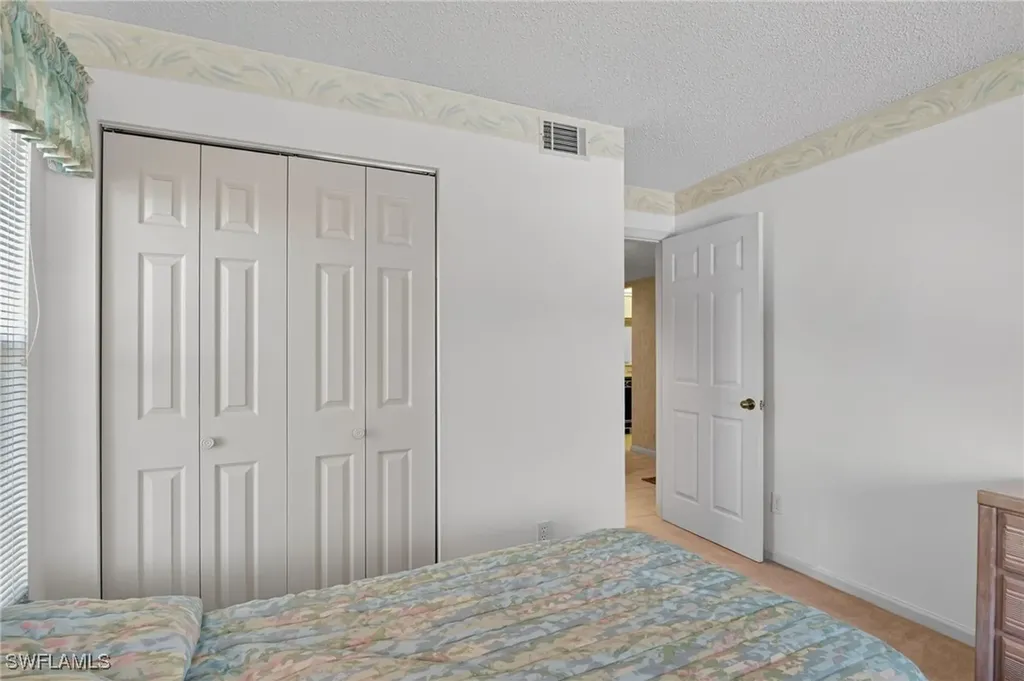 6945 Dennis Circle Naples FL 34104