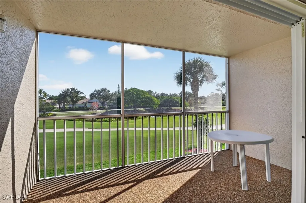 6945 Dennis Circle Naples FL 34104