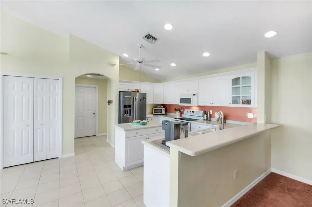 1201 Jardin Drive Naples FL 34104