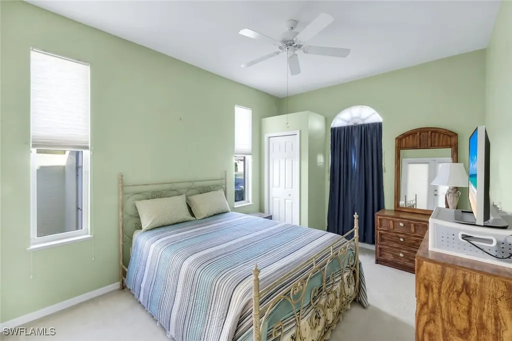 1201 Jardin Drive Naples FL 34104