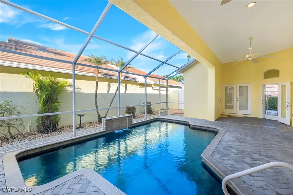 1201 Jardin Drive Naples FL 34104