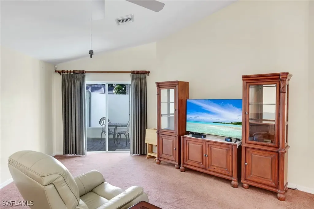 1201 Jardin Drive Naples FL 34104