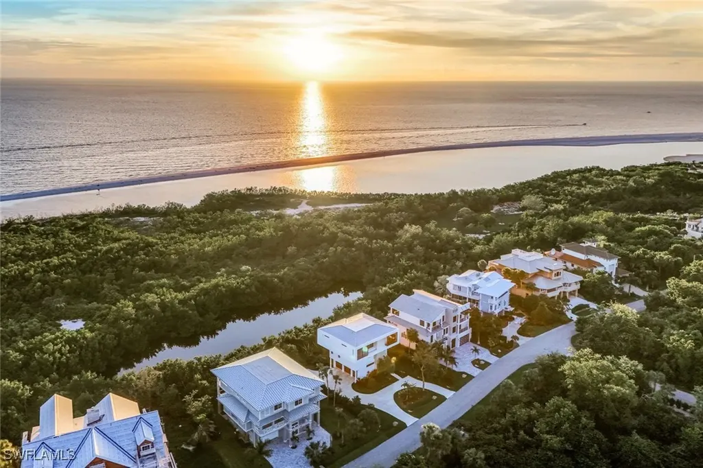 700 Waterside Drive Marco Island FL 34145