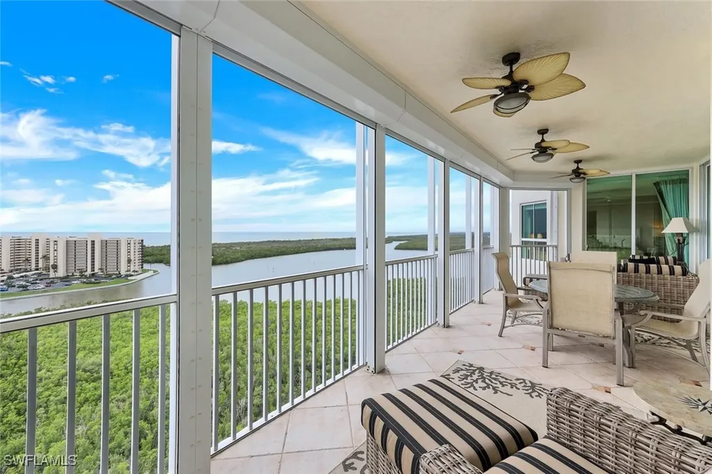 295 Grande Way Naples FL 34110