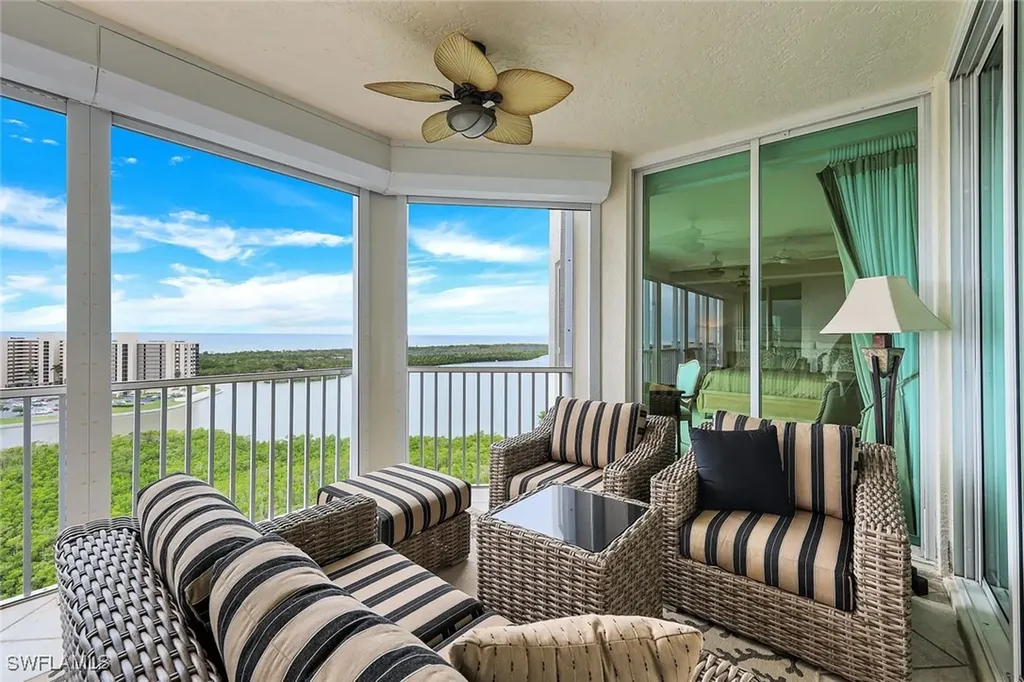 295 Grande Way Naples FL 34110