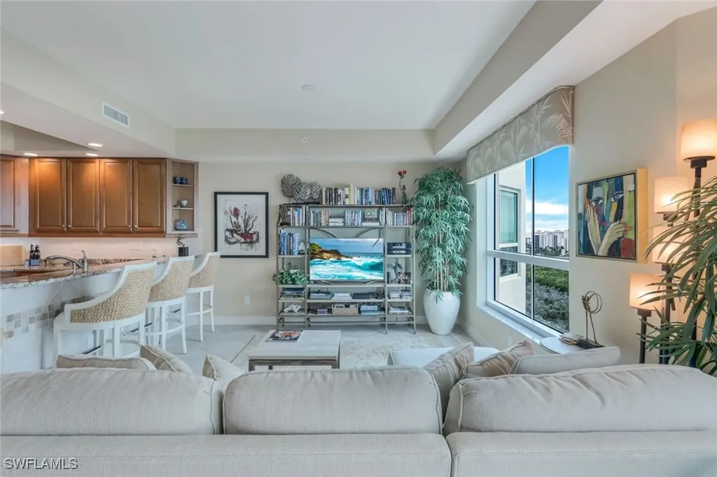 295 Grande Way Naples FL 34110