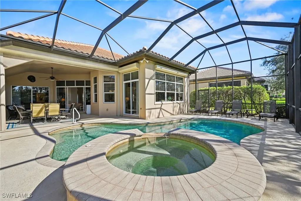 12592 Grandezza Circle Estero FL 33928