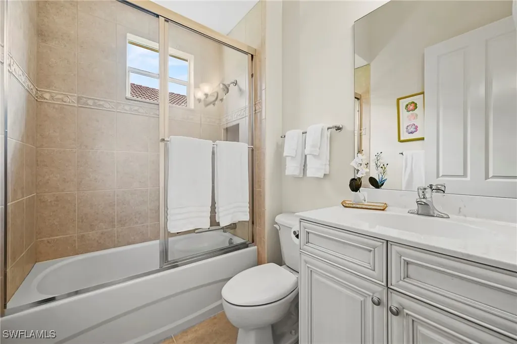 12592 Grandezza Circle Estero FL 33928